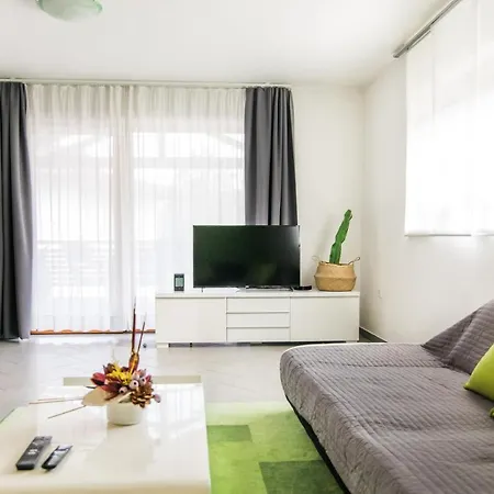 Pr' Petrcu Apartment Tolmin Exterior photo